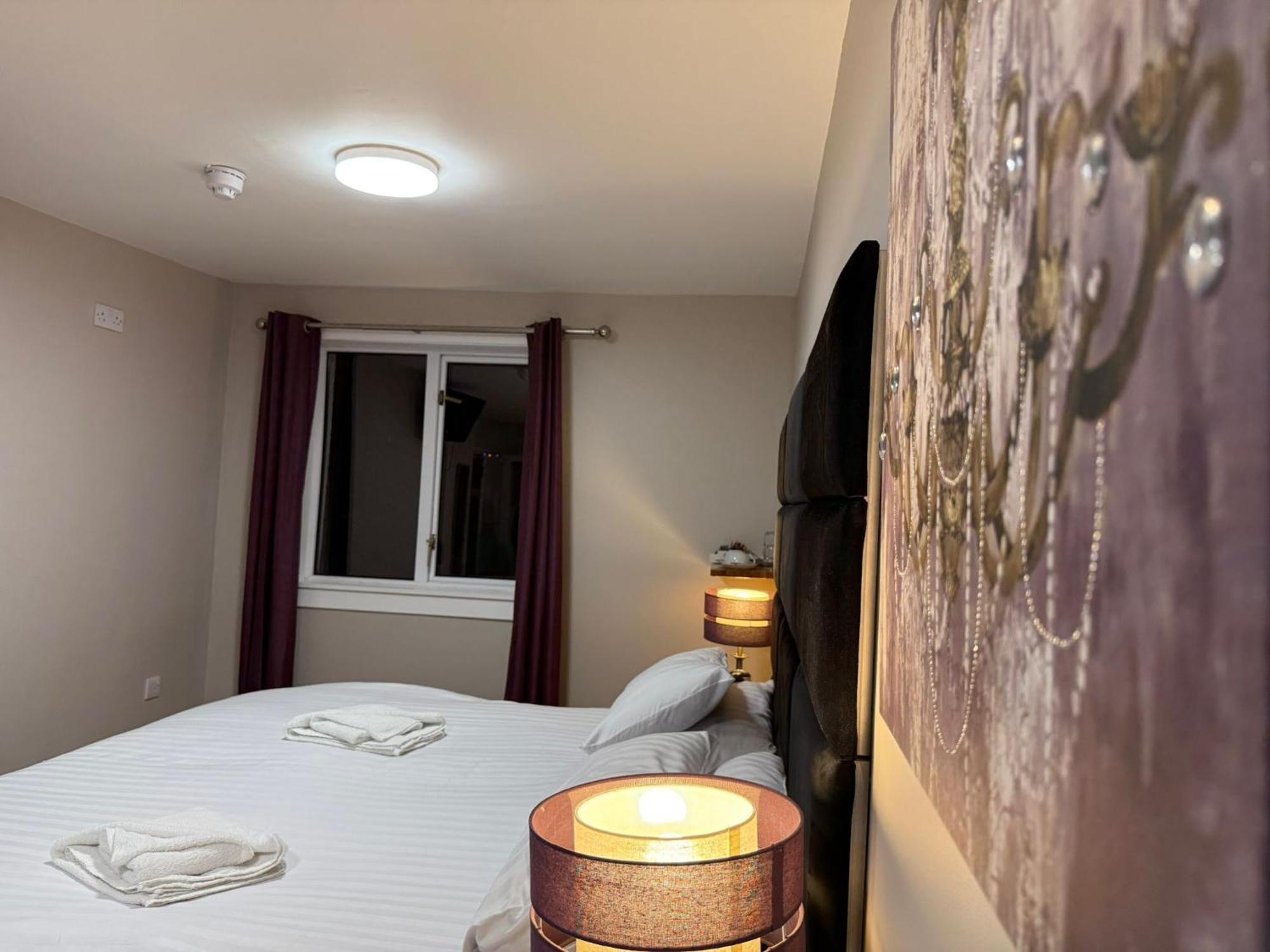 County Hotel 4*